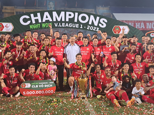 Giải đấu V League – 43 năm khẳng định thương hiệu bóng đá Việt Nam